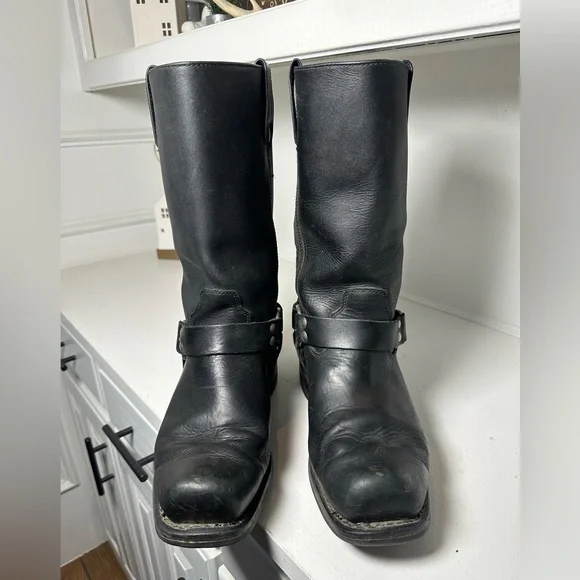 **SOLD**Milwaukee Leather Men’s Black Harness Boots 10.5 Moto Biker Western - Picture 2 of 9